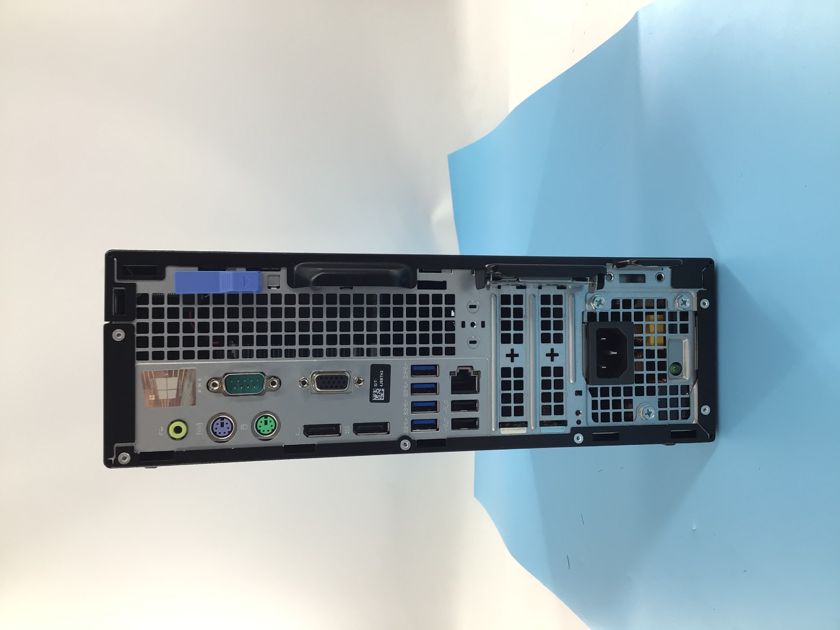 DELL XE3 D11S004 Desktop Computer. i5 8500, 16GB DDR4, 512 GB m.2